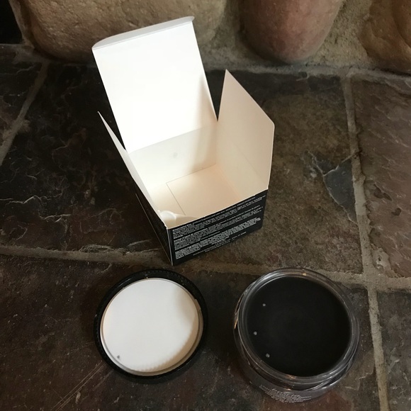 **NWT** Boscia Charcoal Makeup Cleansing Balm - Picture 2 of 2